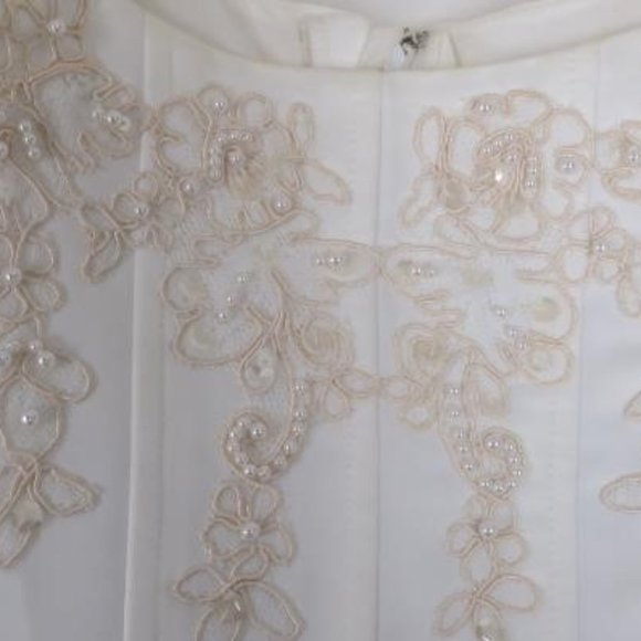 L Oleg Cassini flowergirl dress, Girls size 5 - Picture 3 of 6